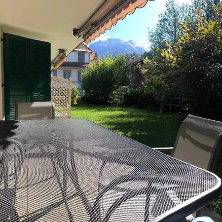 3 Minuten Vom Bahnhof-apartment Entrelagos