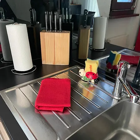 3 Minuten Vom Bahnhof-apartment *